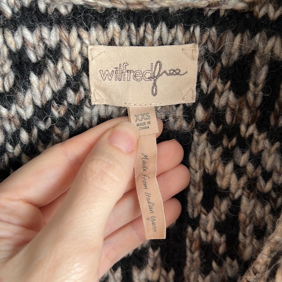 Wilfred Free Aritzia Wool Button-up Sweater - Picture 3 of 5